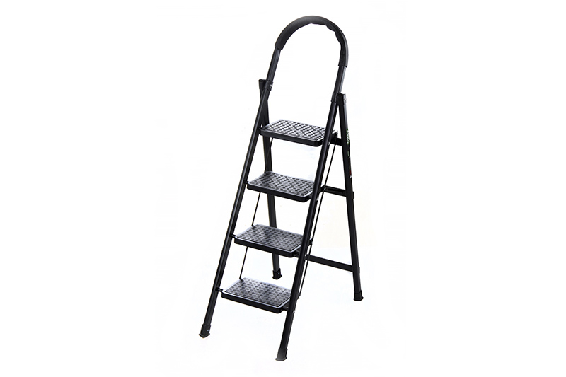 Стремянка стальная 4 ступеньки APRO