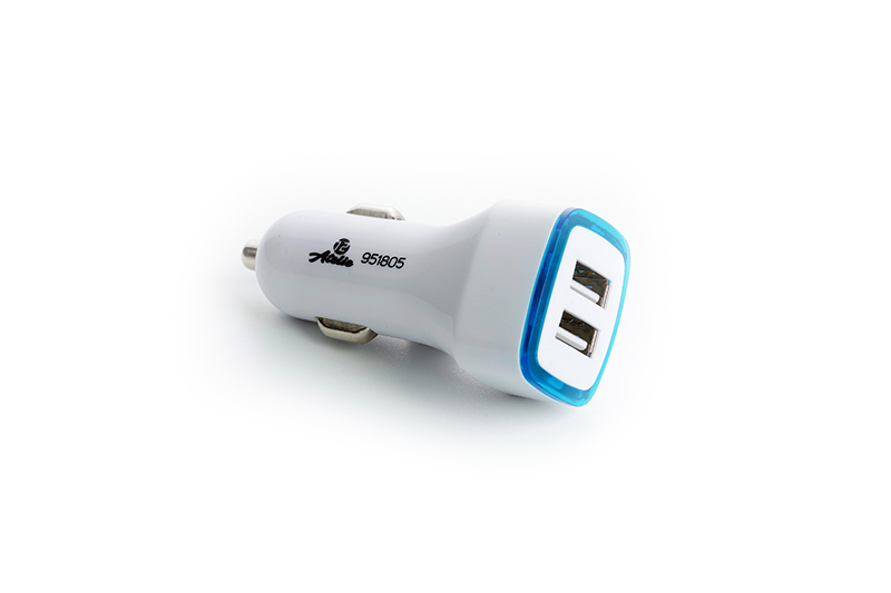 Автомобільний зарядний пристрій 2 USB (12 / 24V - 5V 2,1A) білий, форма квадрат 12 Atelie Автомобильное зарядное устройство 2 USB (12/24V - 5V 2,1A) белый, форма квадрат 12 Atelie