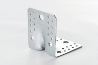 Кутник універсальний з посиленим ребром 90х90х65х2.0мм оц. (пачка, кратно 10шт) APRO Угольник универсальный с усиленным ребром 90х90х65х2.0мм оц. (пачка, кратно 10шт) APRO