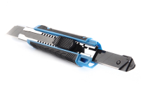 Ніж висувний сегментний 18мм NA-18 APRO Нож выдвижной сегментный 18мм NA-18 APRO