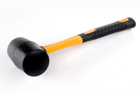 Киянка гумова чорна з фібергласовою рукояткою 900гр СИЛА Киянка резиновая с фибергласовой рукояткой 900гр СИЛА